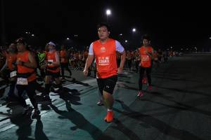 BIB: 25531, 22683, 292
                            <button type="button" onclick="openModal(10598465)" class="btn btn-primary btn-sm float-right btn-popup" data-toggle="modal" data-target=".modal-high-quality">
                        <i class="fas fa-shopping-cart"></i> Add to Cart
                    </button>
                                            <button type="button" onclick="isThisMe(10598465, true)" class="btn btn-success btn-sm float-right btn-popup btn-isme hidden" data-toggle="tooltip" data-placement="bottom" title="นี่คือรูปของคุณใช่ไหม คลิกที่นี่เพื่อเอาเข้าอัลบั้ม">
                        <i class="fas fa-plus"></i> Add to album
                    </button>
                    <button type="button" onclick="isThisMe(10598465, false)" class="btn btn-warning btn-sm float-right btn-popup btn-isnotme hidden">
                        <i class="fas fa-ban"></i> Remove from album
                    </button>